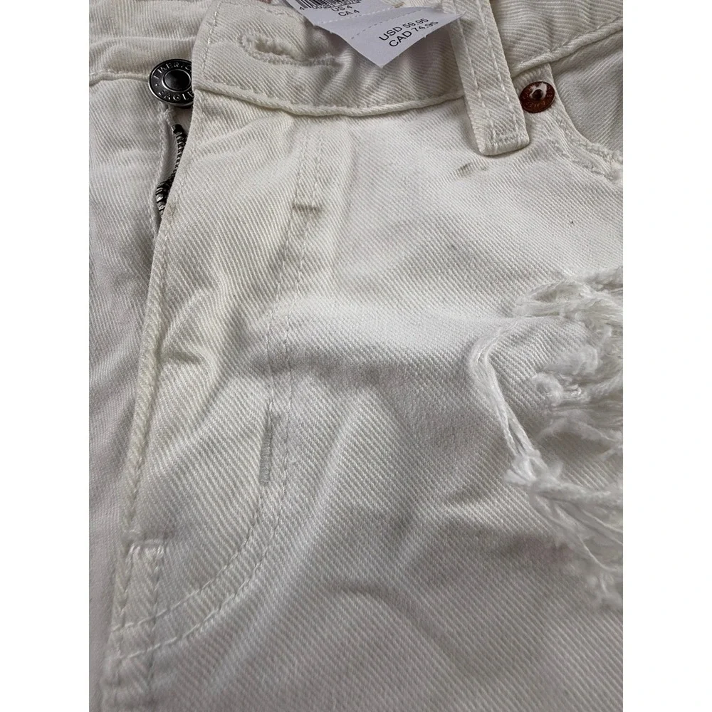 American Eagle Highest Rise Baggy Shorts White Distressed Denim Size 4 27W NEW